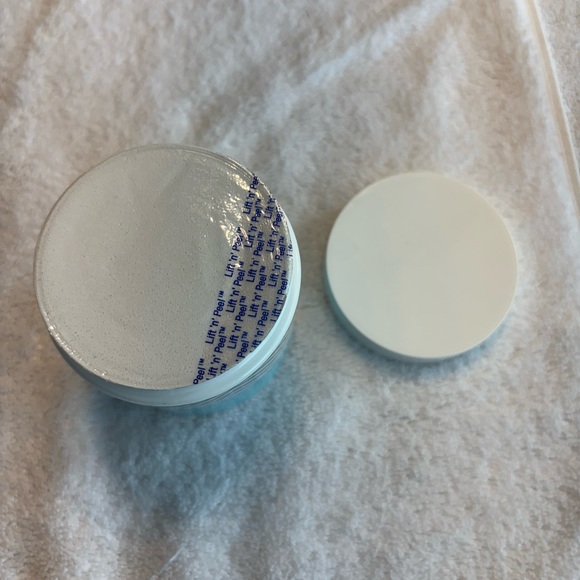 First Aid Beauty Radiance Pads Glycolic & Lactic Acids 60ct 2oz Cleanser $50MSRP - Picture 5 of 11